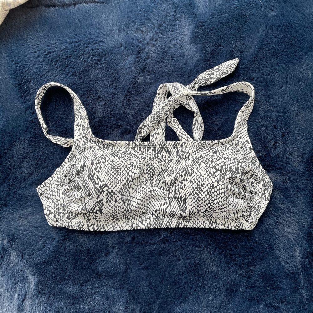 Bikini top